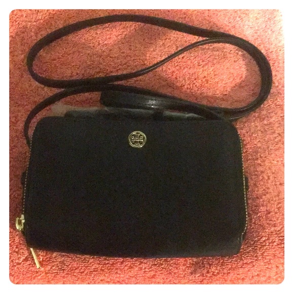 Tory Burch Handbags - Tory Burch Cross body